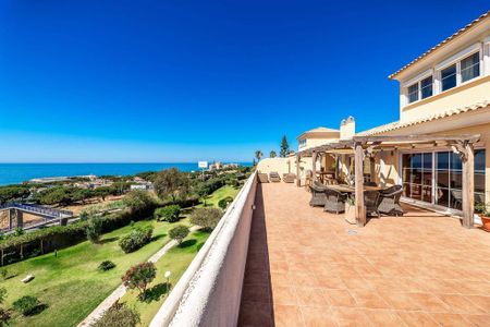 Luxury penthouse for rent in Marbella Del Este, Andalusia - Photo 3