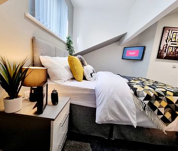 Absolutely Luxurious Brand New en-suite Rooms - Photo 3