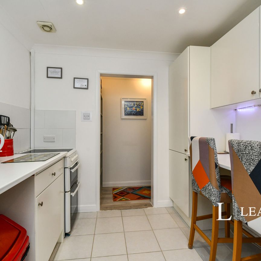 1 bedroom property to rent Gladys Avenue, BN10 - Photo 1