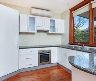 Charming Family Home in Mayfield West! - Photo 6