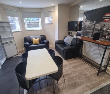4 Bed - 4 Norwood Mount, Hyde Park, Leeds - LS6 1FB - Student - Photo 2