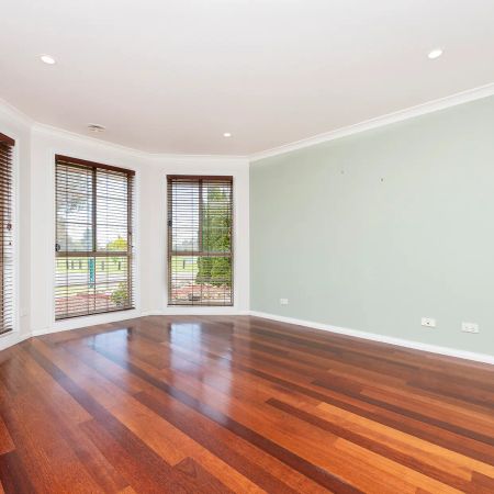 Family Home! - Photo 2