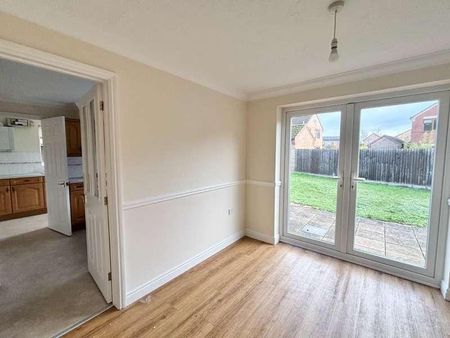 Macpherson Robertson Way, Mildenhall, IP28 - Photo 5