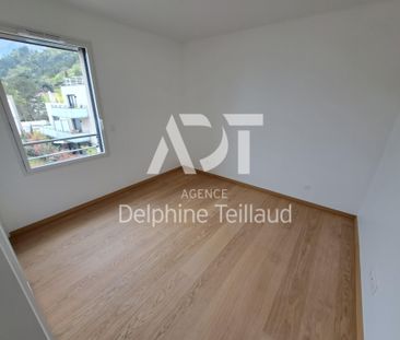 Location Appartement 3 pièces 69m² CORENC 38700 - Photo 4