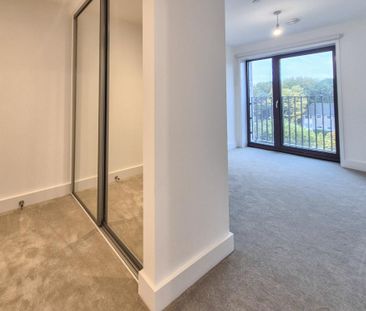 2 bedroom apartment to rent - Photo 2