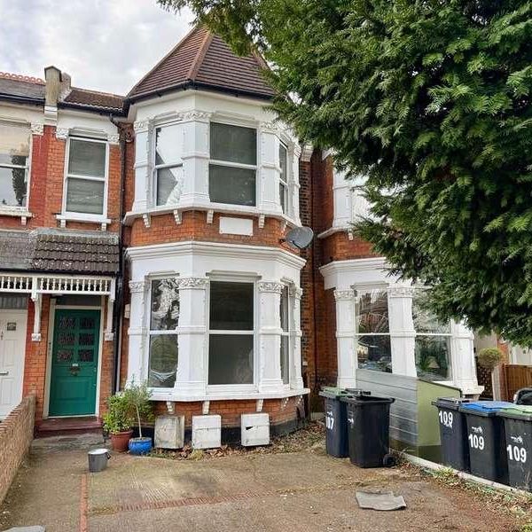 Palmerston Road, N22 - Photo 1