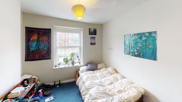 Student Properties to Let - Photo 1