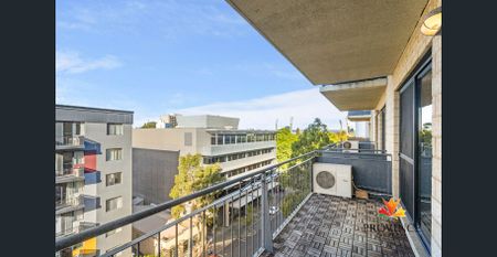 Fresh and Classic Apartment in East Perth - Photo 5