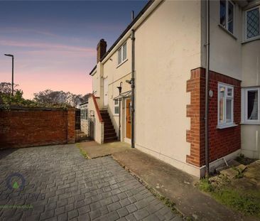 2 bedroom maisonette to rent - Photo 5