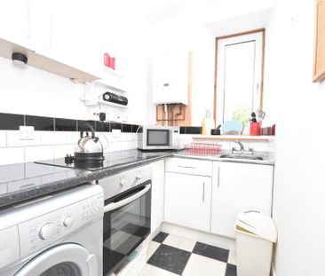 1 bedroom flat to rent - Photo 5