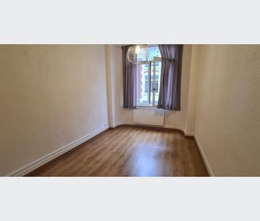 Appartement à Louer à LILLE 706 € - Photo 3