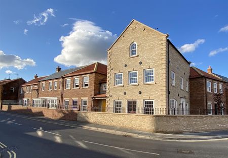 Apartment 13, Scuttlecroft Place - Photo 2