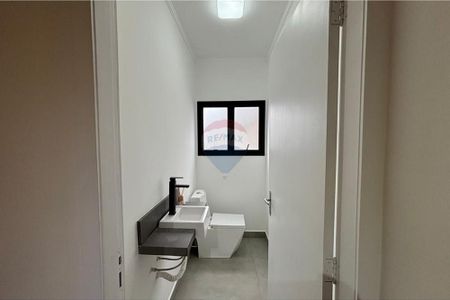 Linda e moderna casa no Condomínio Aruã para venda ou locação - Foto 2