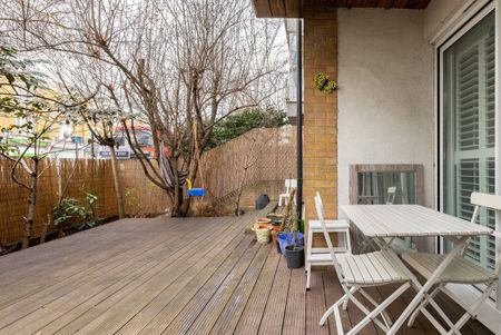 2 Bed Flat, Altima Court, SE22 - Photo 4