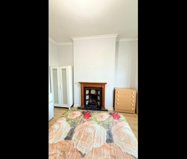 Room in a Shared House, Woodlands Park Road, N15 - Photo 4