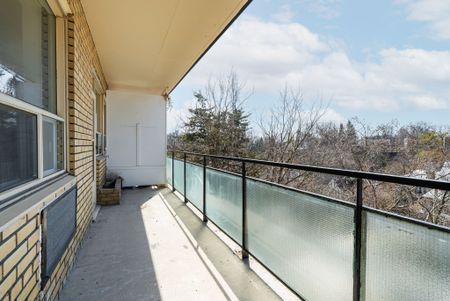 For Lease - 159 Russell Hill Road Unit# 403, Toronto, Ontario - Photo 2