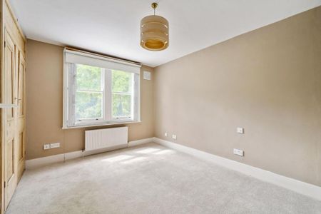 5 bedroom terraced house to rent - Photo 5