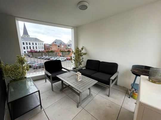 Unieke woning met 3 slaapkamers, terras en zicht op de kathedraal! - Foto 1