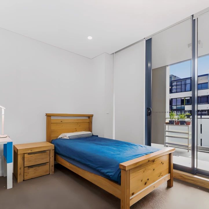 2 Betty Cuthbert Avenue, Sydney - Photo 1