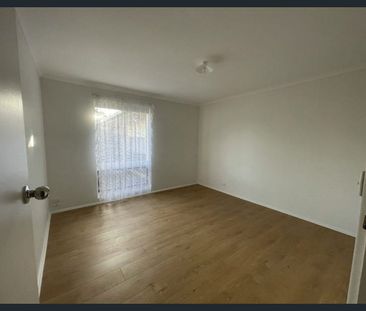 21 Lymn Avenue, Athelstone, SA 5076 - Photo 6