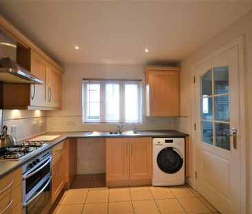 3 bedroom semi-detached house to rent - Photo 6