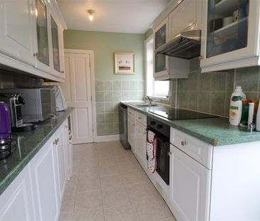 Moat Avenue, Coventry, CV3 6BT - Photo 1