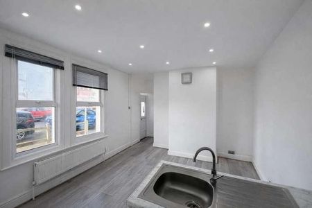 Southview Drive, Westcliff-on-sea, SS0 - Photo 2