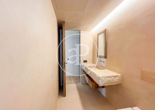 Apartment for Rent on Paseo Mallorca