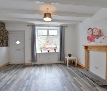 2 bedroom terraced house to rent - Photo 3