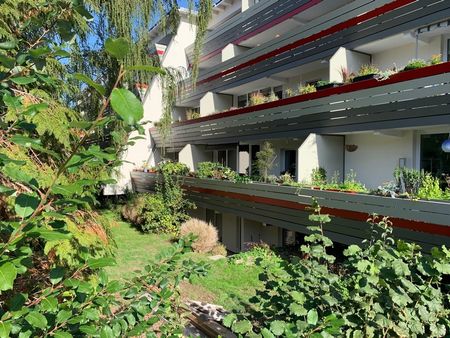 Naturnahe Souterrainwohnung mit Terrasse! - Photo 5