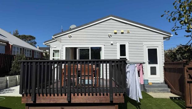 WELL PRESENTED FAMILY HOME - Photo 1