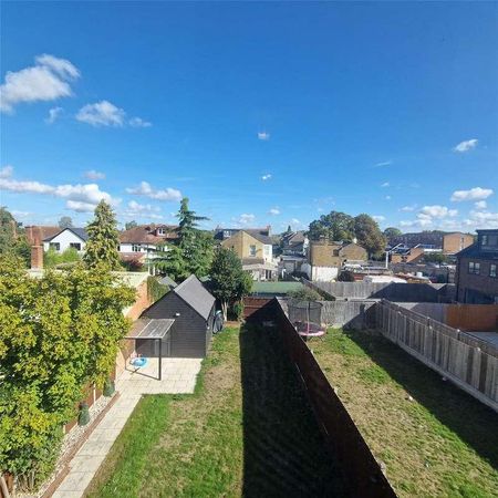 Victoria Road, Eton Wick, Windsor, Berkshire, SL4 - Photo 2