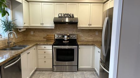 For Lease - 7375 Banffshire Court, Mississauga, Ontario - Photo 3