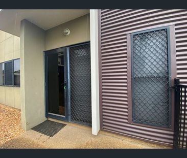3/174 Mills Avenue, Moranbah, Qld 4744 - Photo 3