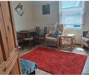2 Bed Terraced House, Aston Street, LS13 - Photo 5