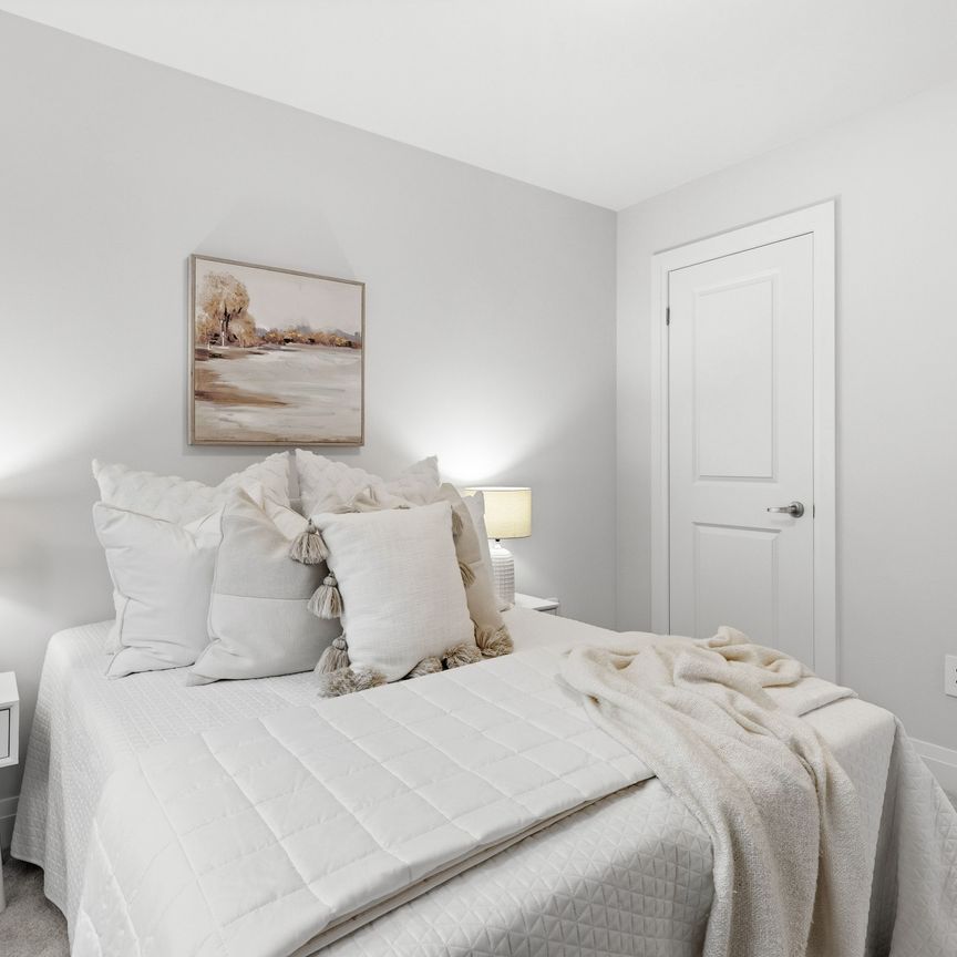 For Lease - 47 Corley Street, Kawartha Lakes, Ontario - Photo 1