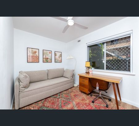 2/12 Murray Avenue, Mosman Park, WA 6012 - Photo 3