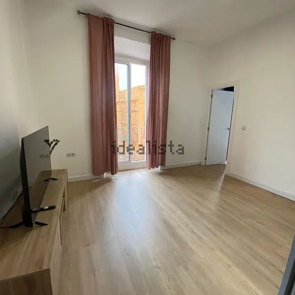 Alquiler de piso en Calle Lagunillas - Photo 1