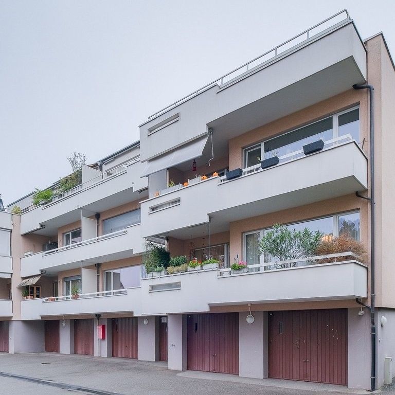 Komfortabel wohnen in gepflegtem Mehrfamilienhaus - Photo 1