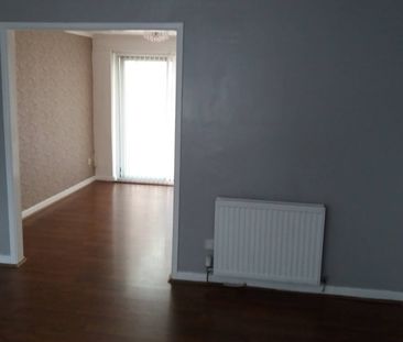 3 Bed Semi-Detached House, Lea Close, CH43 - Photo 1