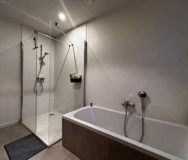 Recente halfopen bebouwing met 3 slaapkamers op rustige ligging te ... - Photo 6