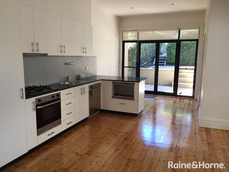 166 Carrington Road, Waverley NSW 2024 - House For Rent | Domain - Photo 4