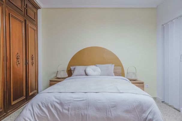 Plaça de Bisbe Benlloch, Torrent, Valencian Community 46900 - Foto 1