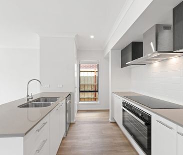 Comfort and Style Across Two Living Zones - Photo 6