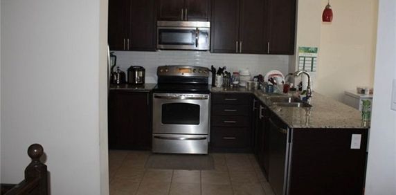 For Lease - 165 Hampshire Way Unit# 56, Milton, Ontario - Photo 2