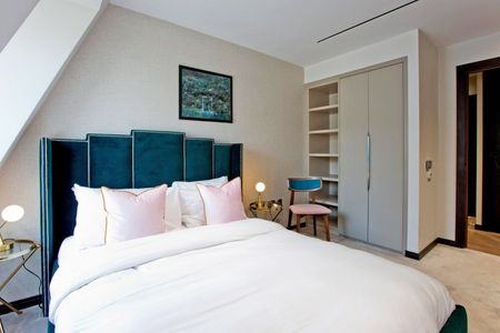 Golden Square, W1F, London - Photo 4