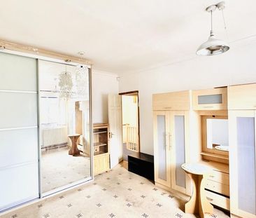 4 bedroom terraced house to rent - Photo 6