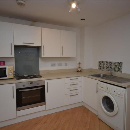 1 bedroom apartment to rent - Photo 3