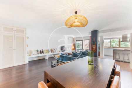 Penthouse for rent in La Misió - Photo 3