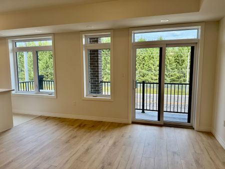 For Lease - 44 Thatcher Drive Unit# H079, Guelph, Ontario - Photo 3
